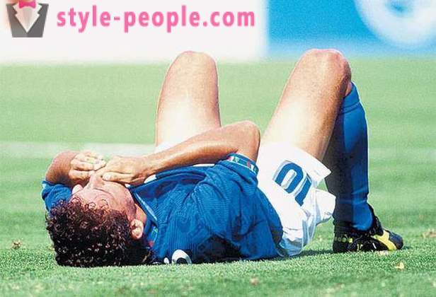 Roberto Baggio: elämäkerta, vanhemmat ja perhe, urheilu-ura, voittoja ja saavutuksia, valokuvia