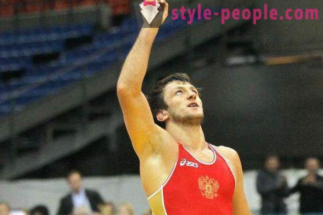 Denis Tsarguš, venäläinen freestyle painija: elämäkerta, henkilökohtainen elämä, urheilu saavutuksia
