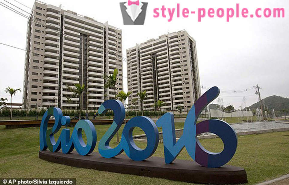 Hillitty charmi olympiakylään Rio de Janeirossa