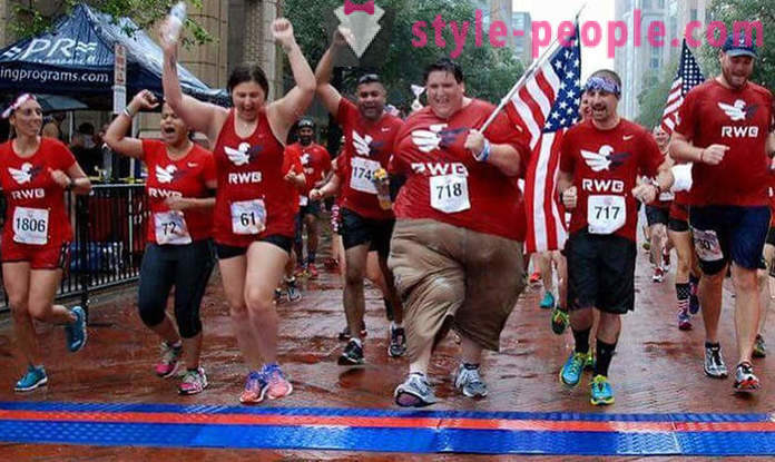 Run, pysähtymättä: mies punnitus 250 kg inspiroi ihmisiä hänen esimerkki