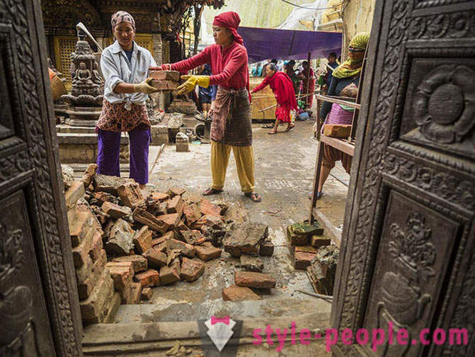 Nepal 4 kuukautta onnettomuuden jälkeen