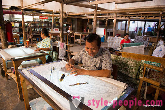 Miten tehdä batikki Indonesiassa