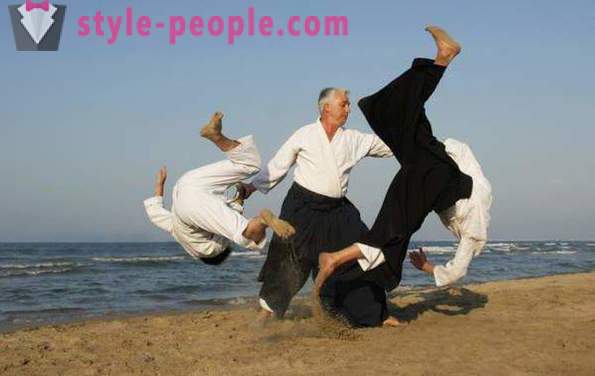 Aikido - on japanilainen kamppailulaji. Aikido: kuvaus, laitteet ja arvostelut