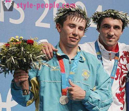 Gennadi Golovkin, Kazakstan ammattinyrkkeilijä: elämäkerta, henkilökohtainen elämä, urheilu-ura