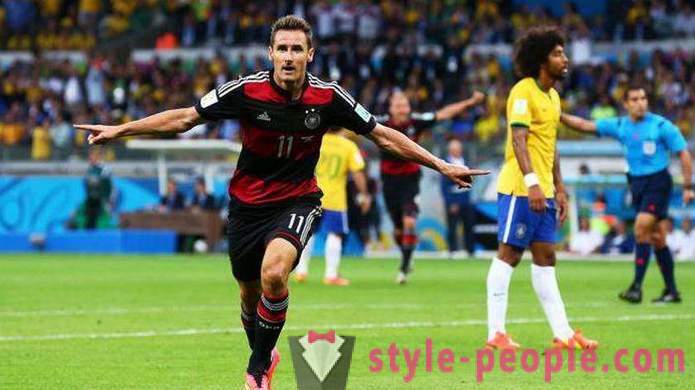 Miroslav Klose: elämäkerta ja ura jalkapalloilija
