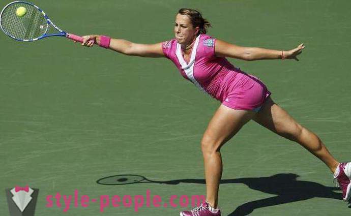 Venäläinen tennispelaaja Anastasia Pavlyuchenkova: elämäkerta, urheilu-ura, henkilökohtaisen elämän