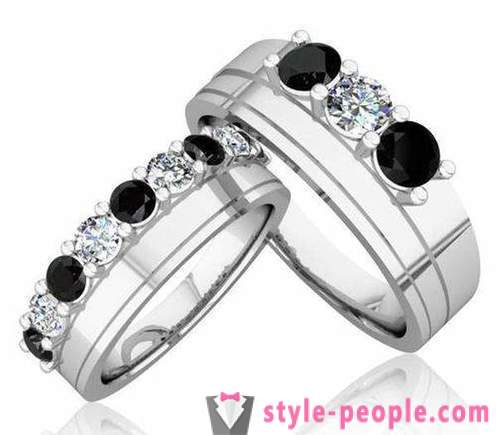 Musta timantti jota käytetään? Ring kanssa Black Diamond