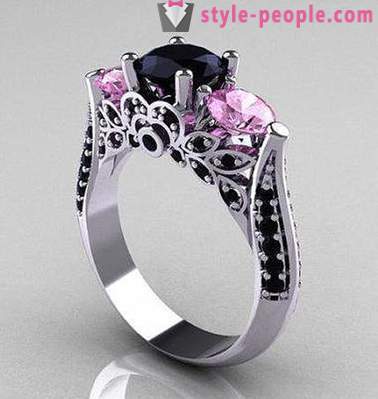 Musta timantti jota käytetään? Ring kanssa Black Diamond