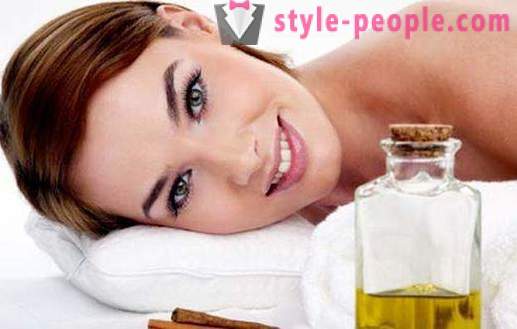 Jojoba (öljy) - käytetään ihonhoitoon ja hiusten