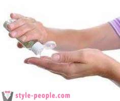 Käsihuuhde - tehokkaan suojan mikrobien ja hellävarainen ihonhoito